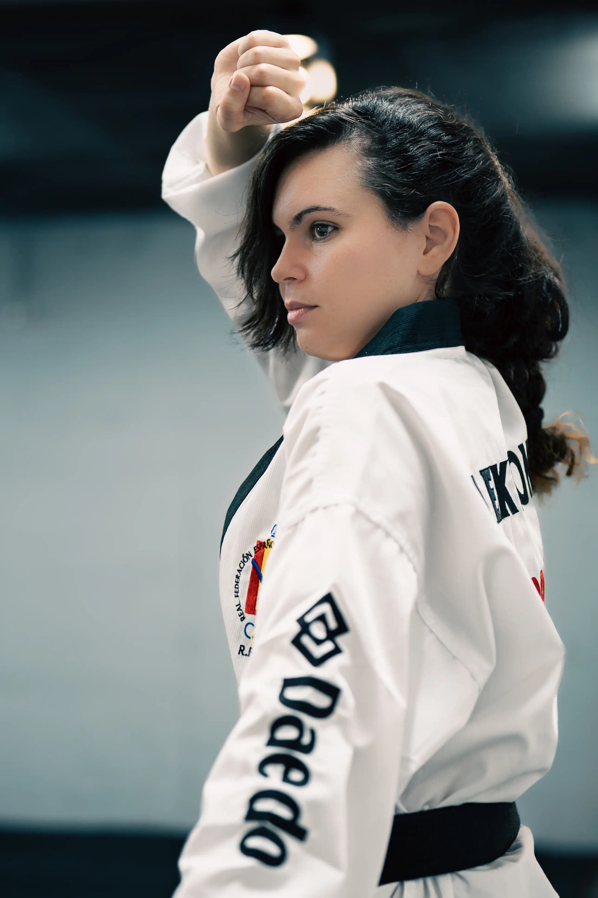 Maestra Jennifer Cabrera de taekwondo en Gong Kiok, Alhaurín de la Torre, taekwondo WT