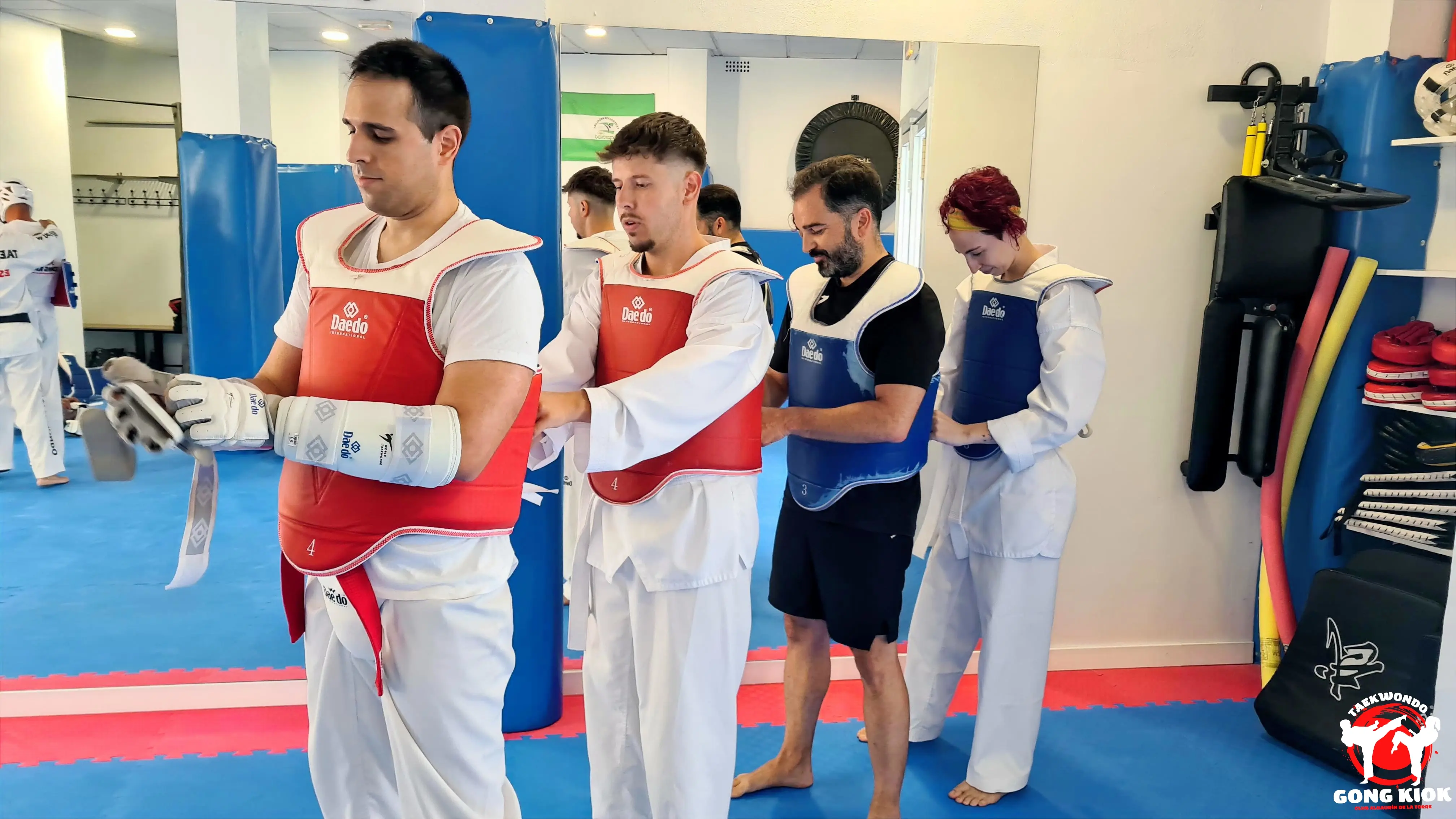 Nuevo horario de Taekwondo para adultos por la mañana: lunes y miércoles de 9:30 a 10:30